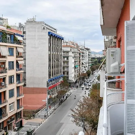 Thessaloniki Center Superior Apartment 塞萨洛尼基 Exterior photo